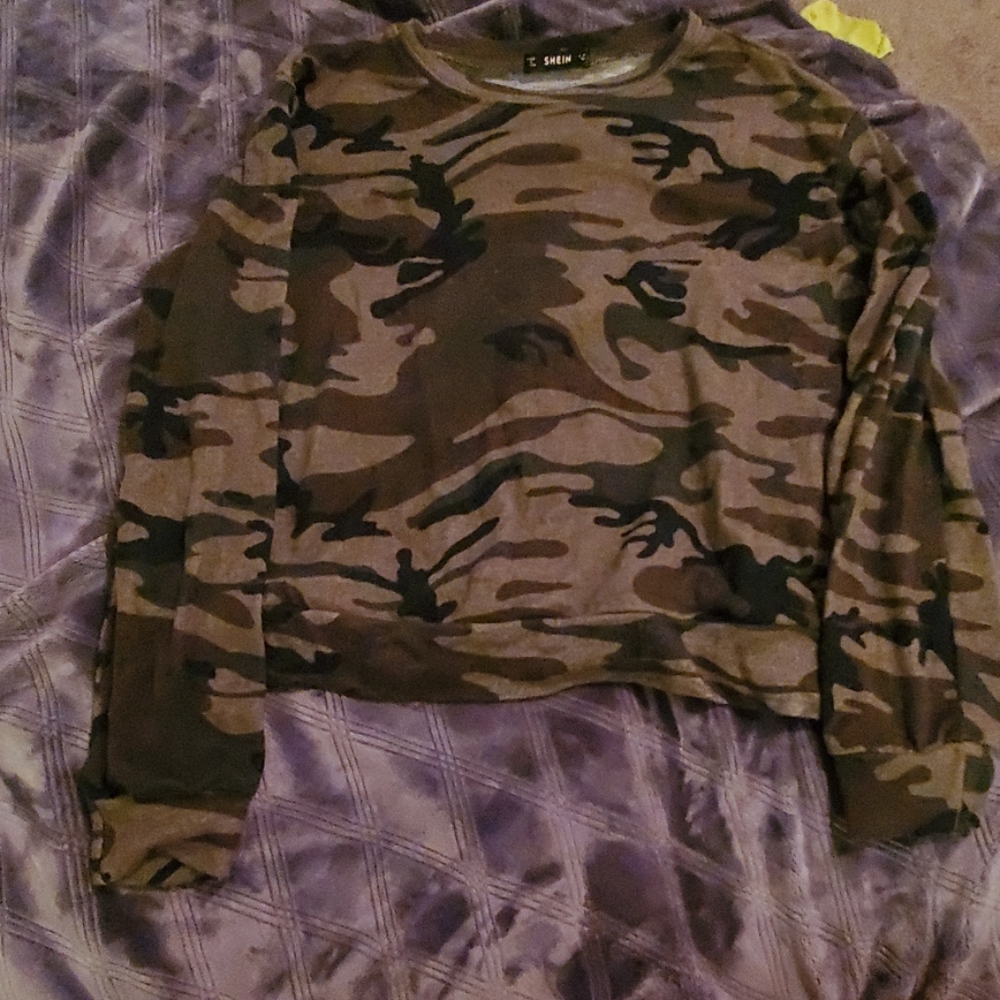 Shein Camo Sweatshirt